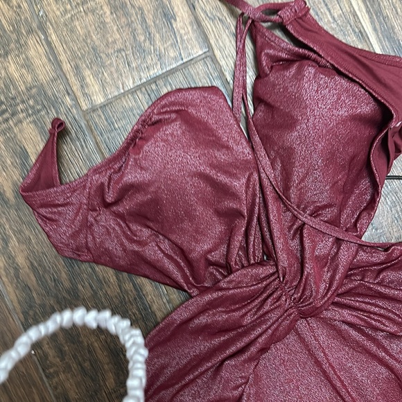 Women's Monokini Plunge Cut Out High Leg Lurex One Piece Swimsuit - Picture 3 of 6